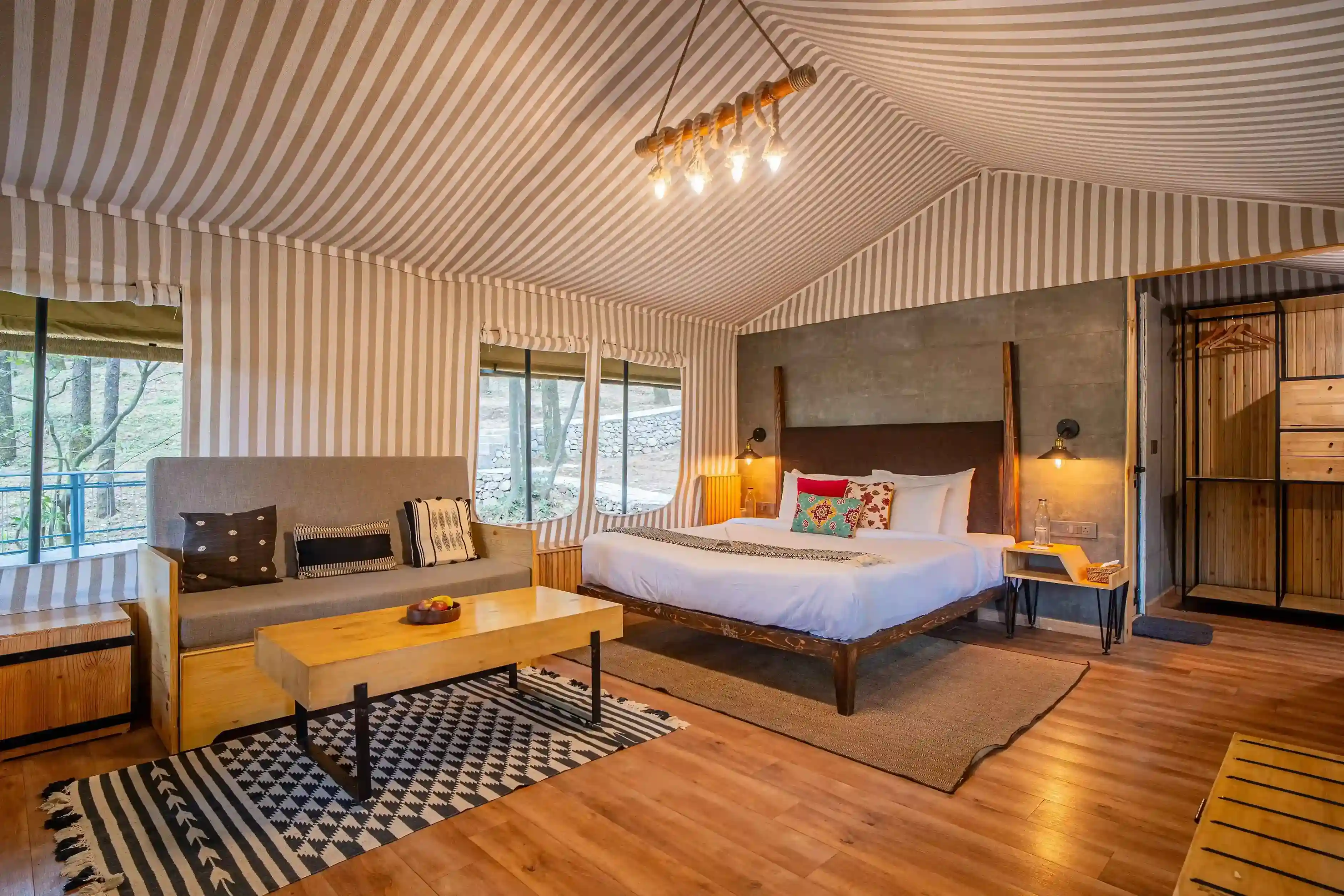 The Surveyor Grand Suite