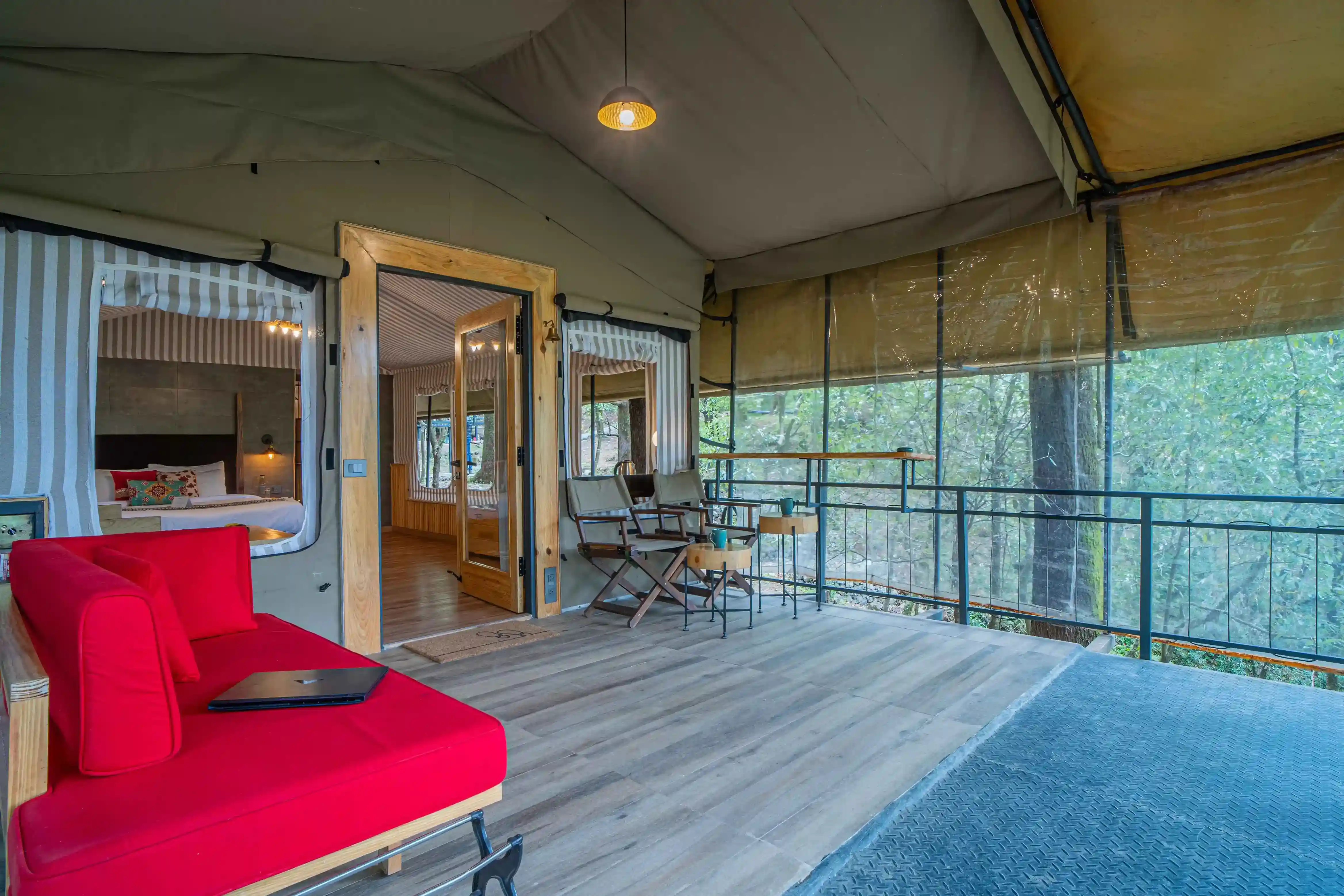 The Surveyor Grand Suite